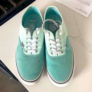 Almost new Vans skate/lifestyle shoes